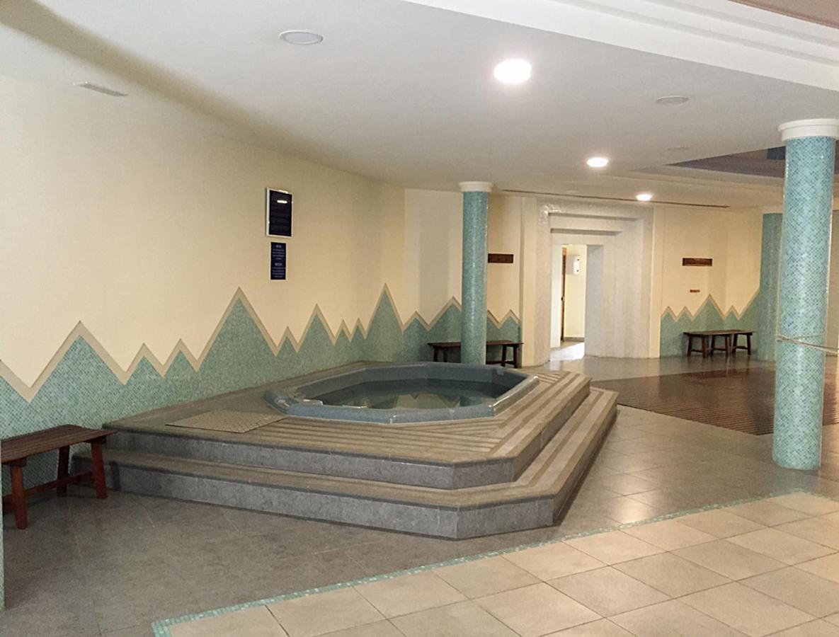 Апартаменти Apt With Heated Pool & Excellent Location - Todoholiday Бенальмадена Екстер'єр фото